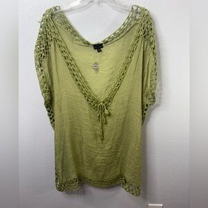 Coco Carmen Deep V- Neck T-Shirt Size XXL NWT *flaw*